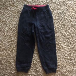 Size 6 never worn. See pictures for sizes.